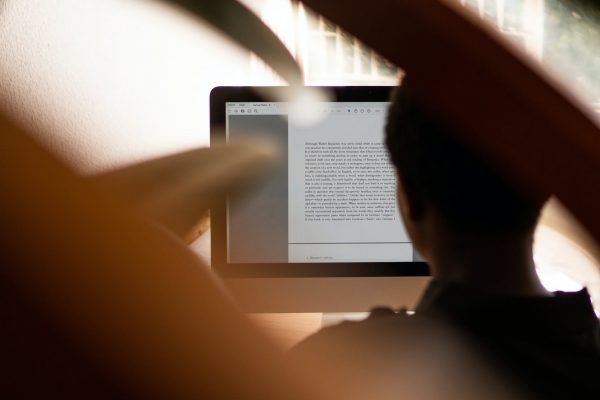 Teks Editorial: Pengertian, Fungsi, Struktur