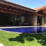 ilustrasi villa puncak